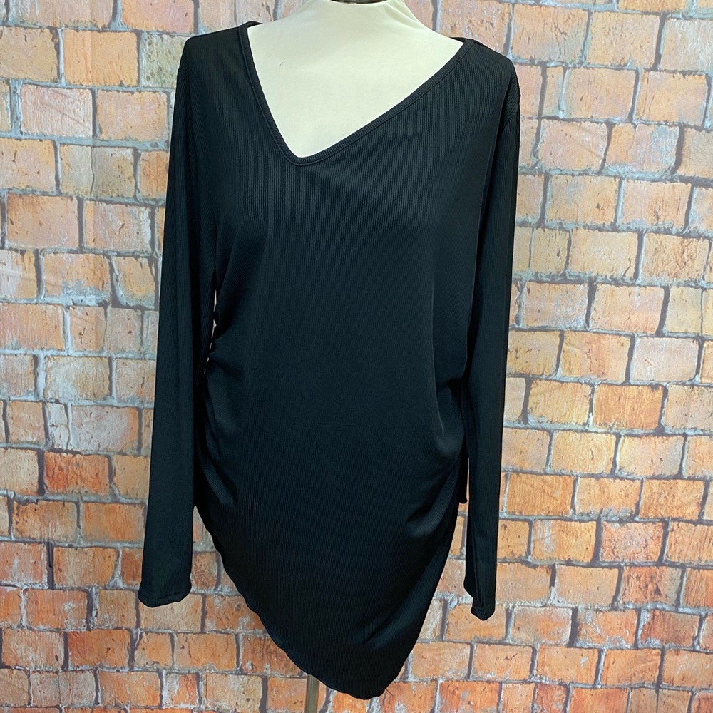 SHEIN Curve‎ Asymmetrical Ribbed Top